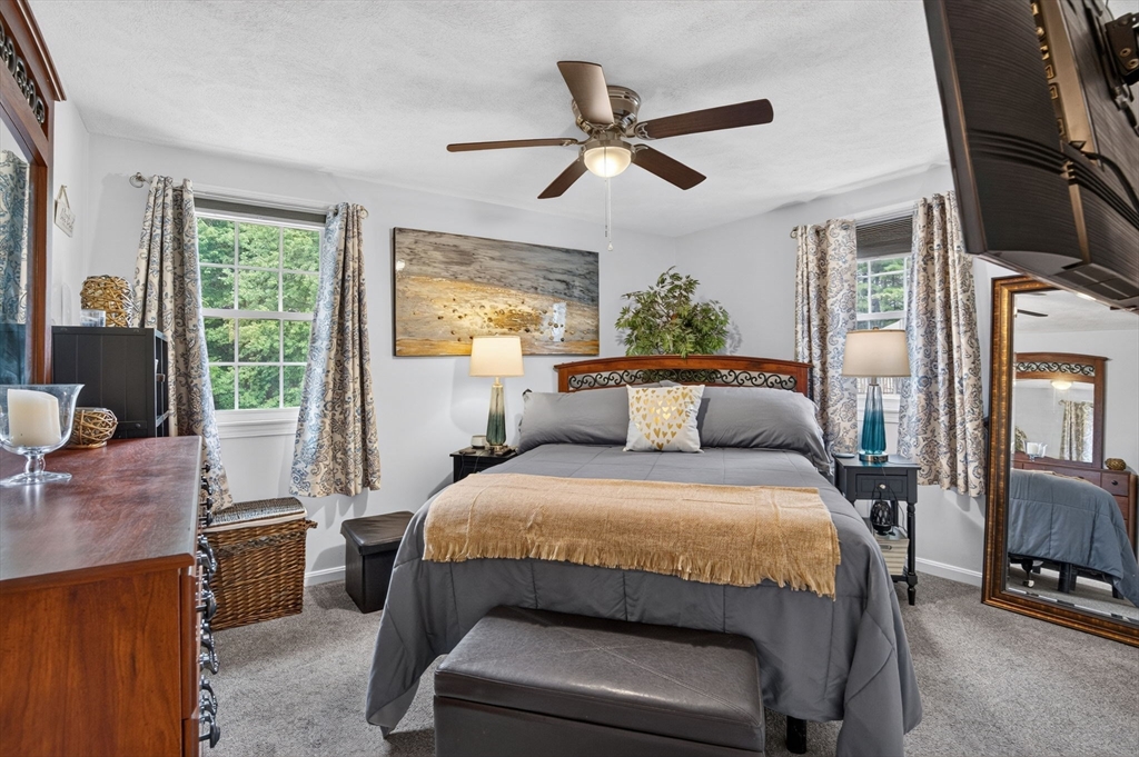 17 Coach Road Billerica, MA 01862 - Photo 25 of 41 Gallery Image 25