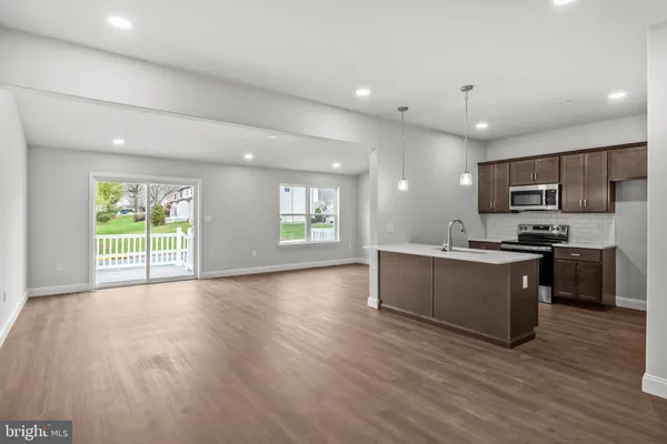 $349,900 | 203 Lucille Way, Fleetwood, PA 19522