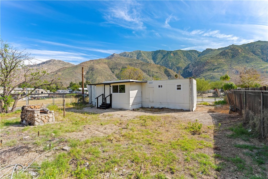 52066 Date Cabazon, CA 92230 - Photo 16 of 19