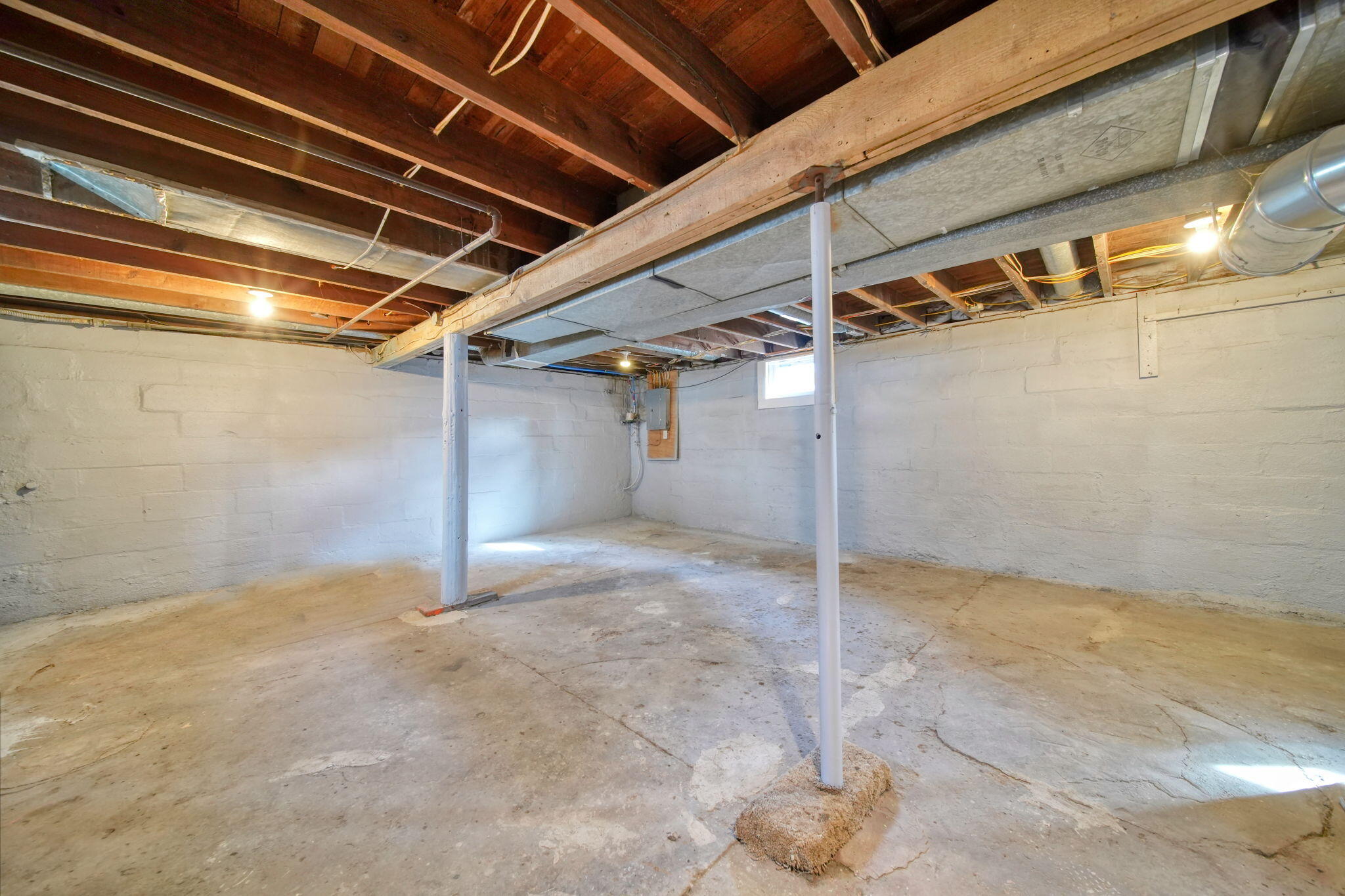 209 West High Street Jackson, MI 49203 - Photo 25 of 27 basement