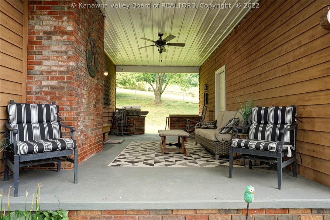 52 Lazy Bones Farm Road Scott Depot, WV 25560 - Photo 7 of 38 Gallery Image 7