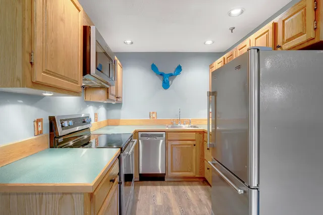 $499,000 | 376 Skiway Road, Unit 107, Newry, ME 04261