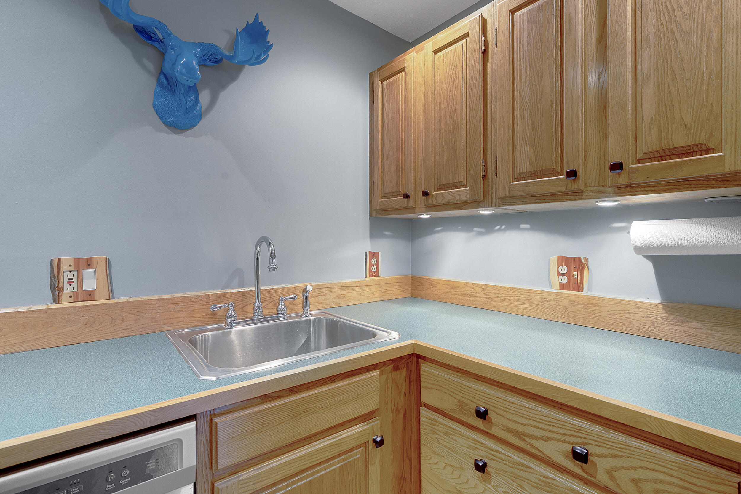 376 Skiway Road, Unit 107 Newry, ME 04261 - Photo 8 of 30 northpeakunit107-5