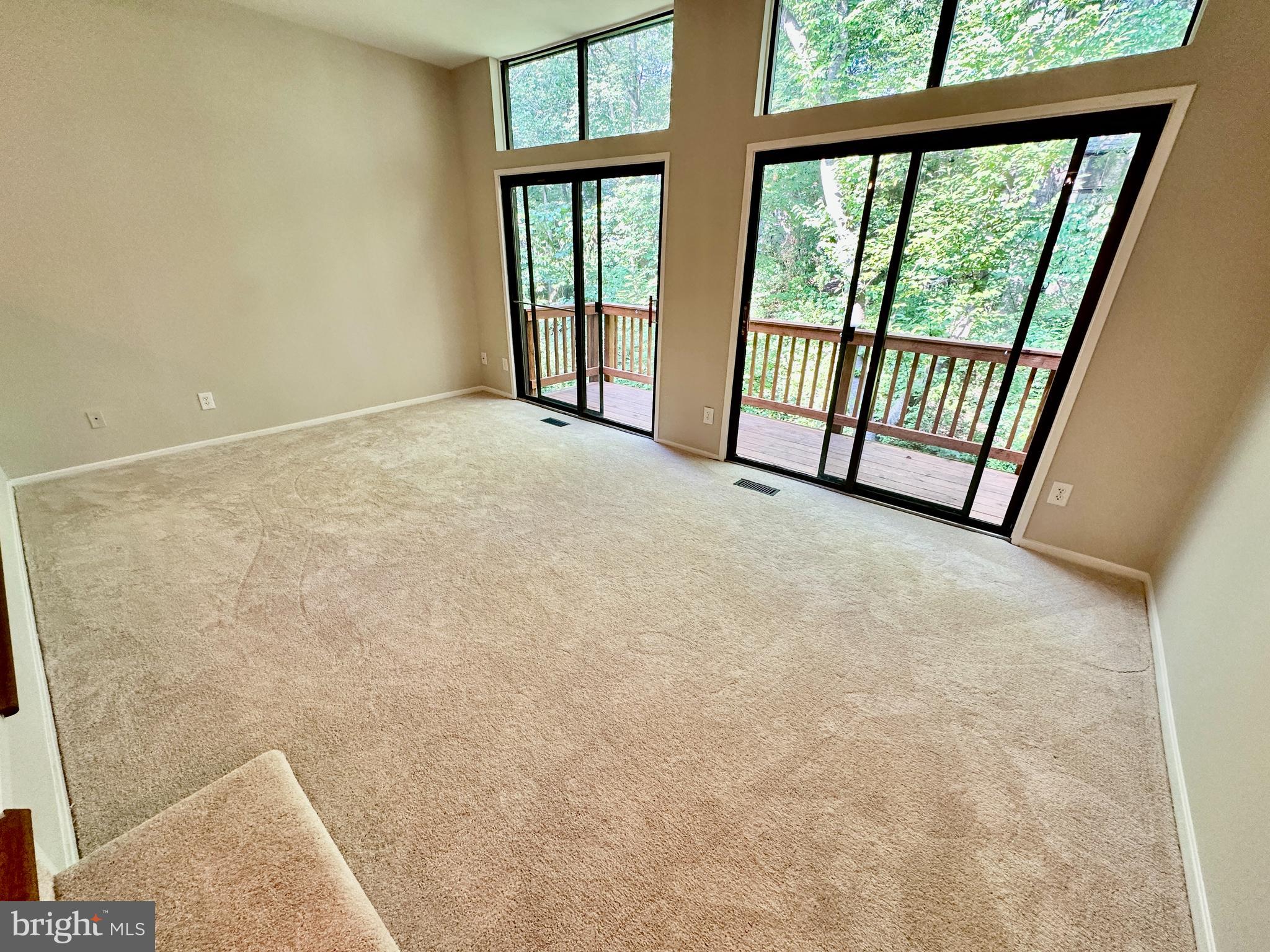 1526 Scandia Circle Reston, VA 20190 - Photo 8 of 29 a view of an empty room with a window
