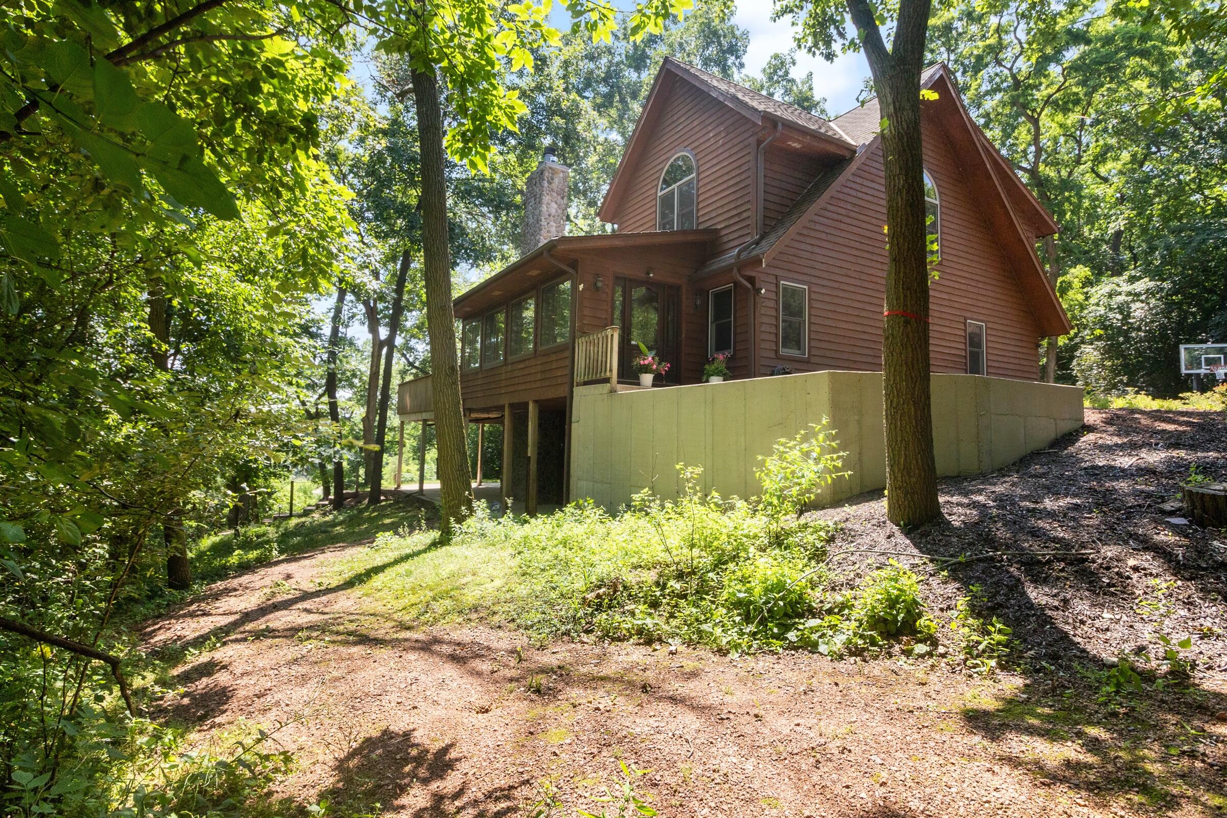 W2247 Beulah Heights Road East Troy, WI 53120 - Photo 47 of 56 Exterior