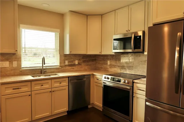 $2,500 | 3439 Bryson Street, New Orleans, LA 70131