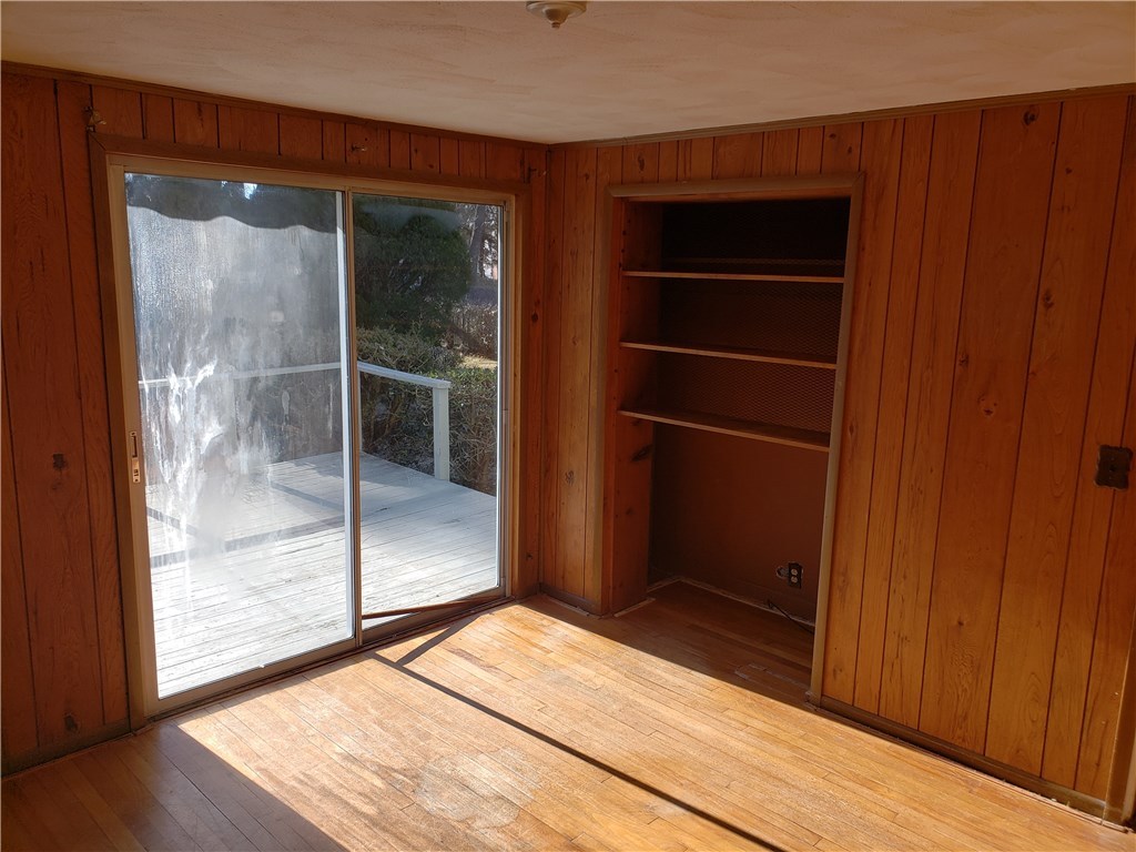 24 Westbrook Road Warwick, RI 02886 - Photo 6 of 19 Gallery Image 6