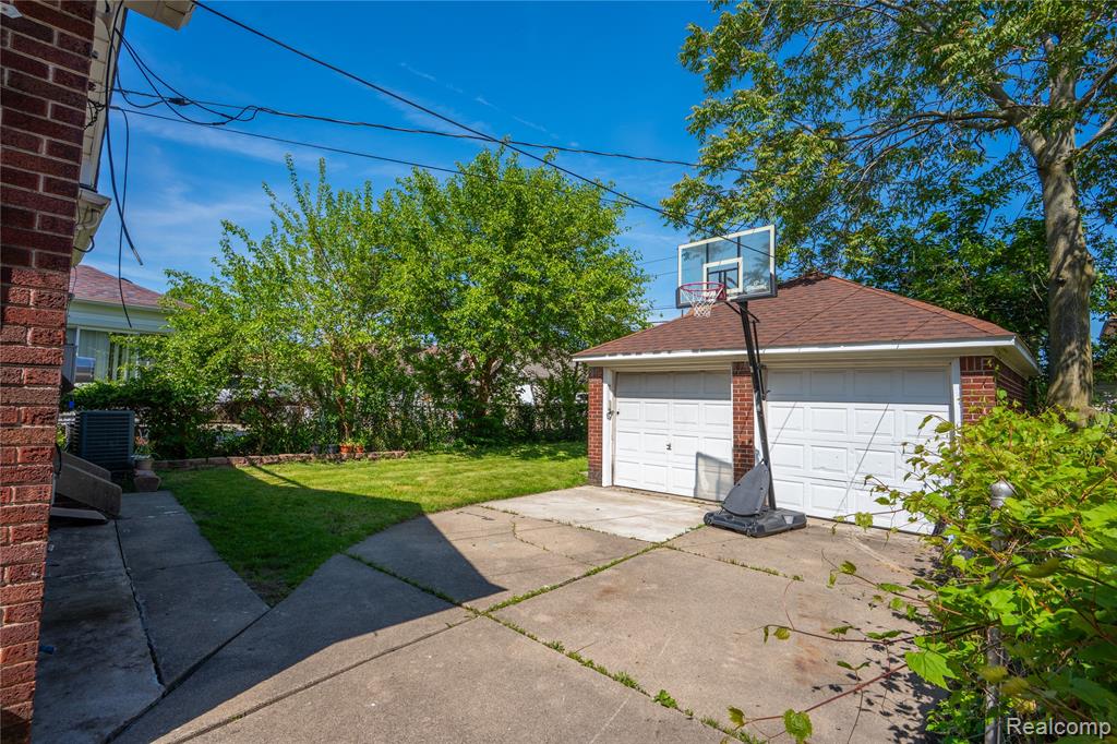 7620 Middlepointe Street Dearborn, MI 48126 - Photo 28 of 36