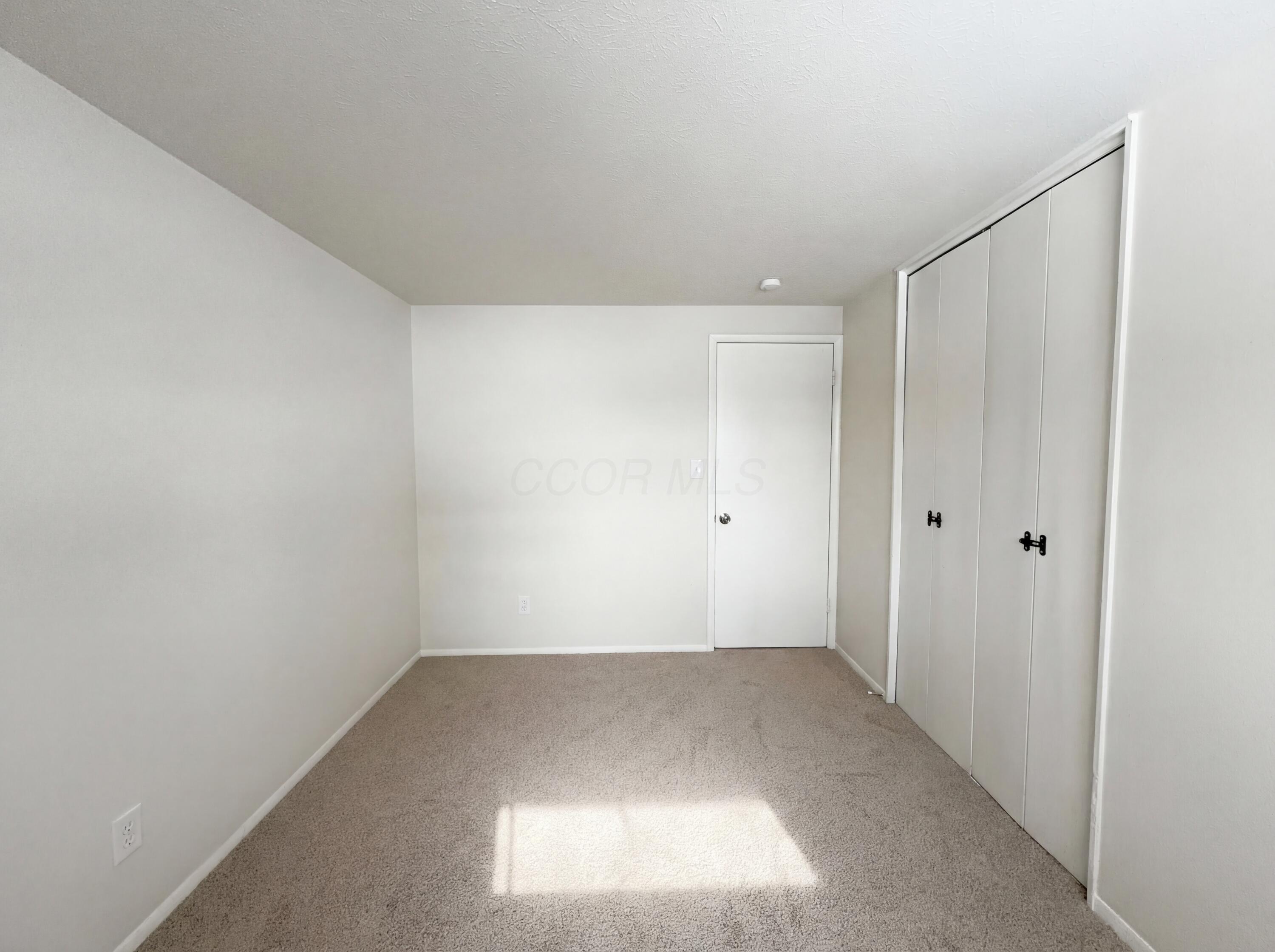 3859 Briggs Road Columbus, OH 43228 - Photo 12 of 18