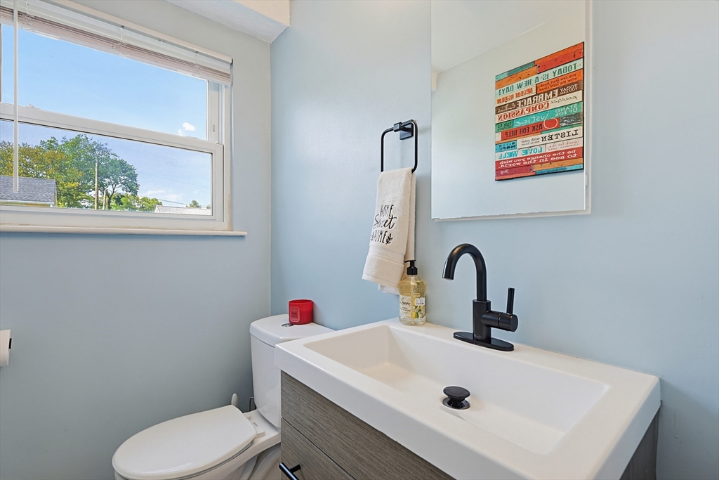 36 Raechel Road, Unit 36 Randolph, MA 02368 - Photo 16 of 36