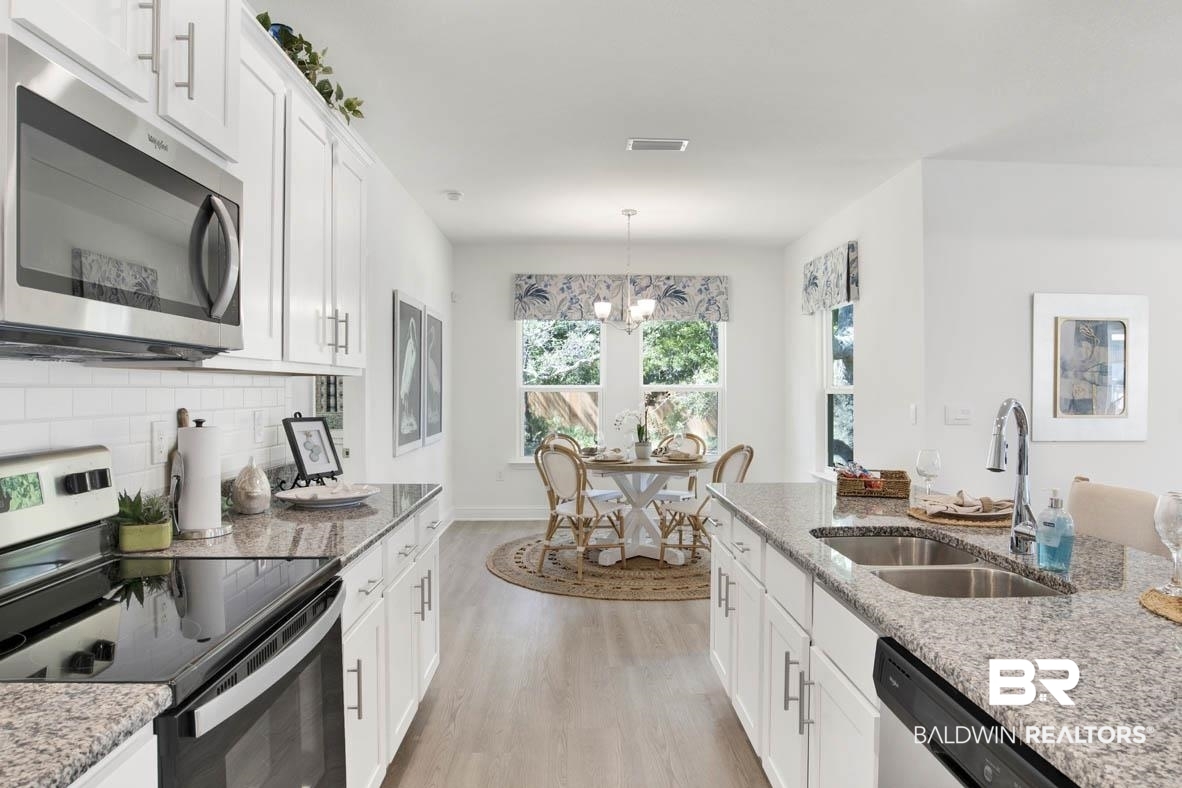 345 Barndling Street Fairhope, AL 36532 - Photo 7 of 22