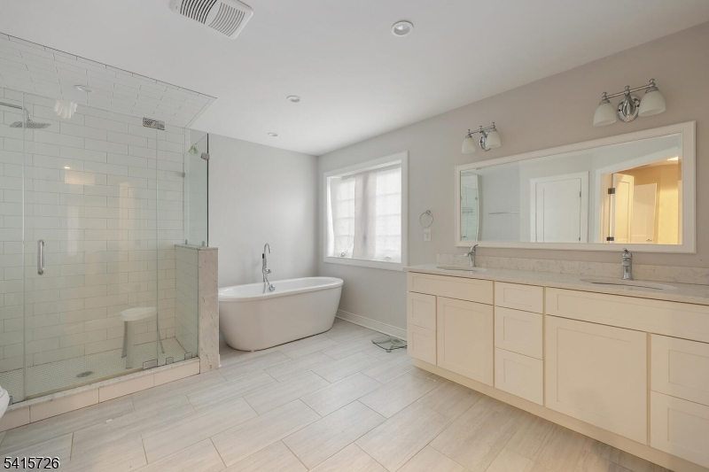 602 Salem Road Union, NJ 07083 - Photo 19 of 28