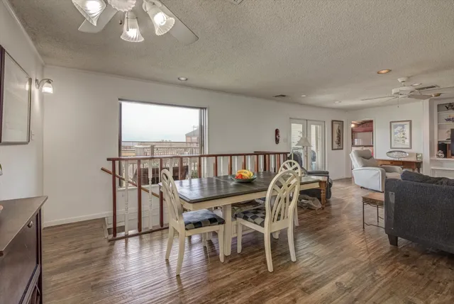 $379,000 | 1120 Redfish Street, Bayou Vista, TX 77563