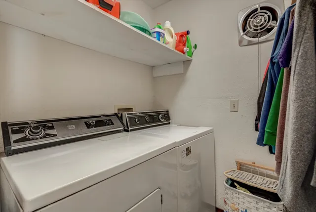 $379,000 | 1120 Redfish Street, Bayou Vista, TX 77563