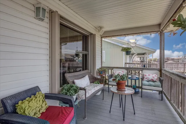 $379,000 | 1120 Redfish Street, Bayou Vista, TX 77563