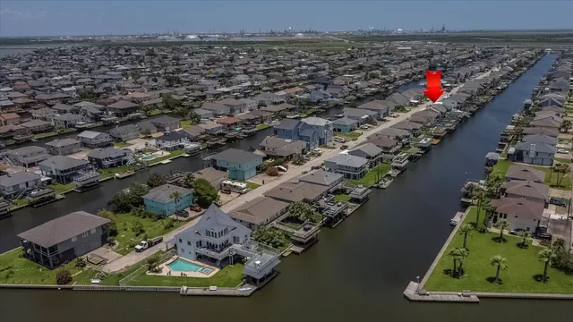 $379,000 | 1120 Redfish Street, Bayou Vista, TX 77563