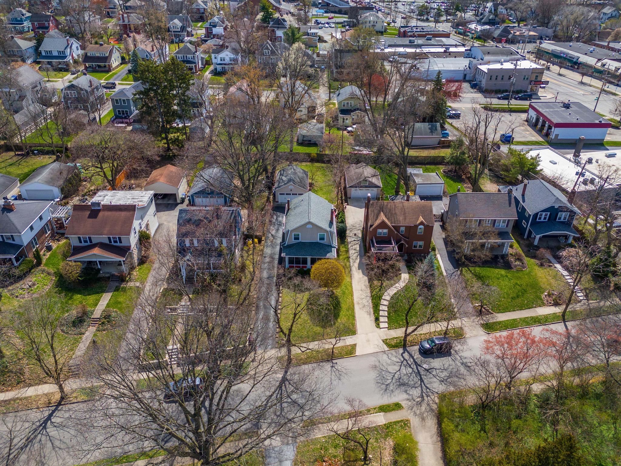 39 East Torrence Road Columbus, OH 43214 - Photo 50 of 61 DJI_20240325141313_0066_D