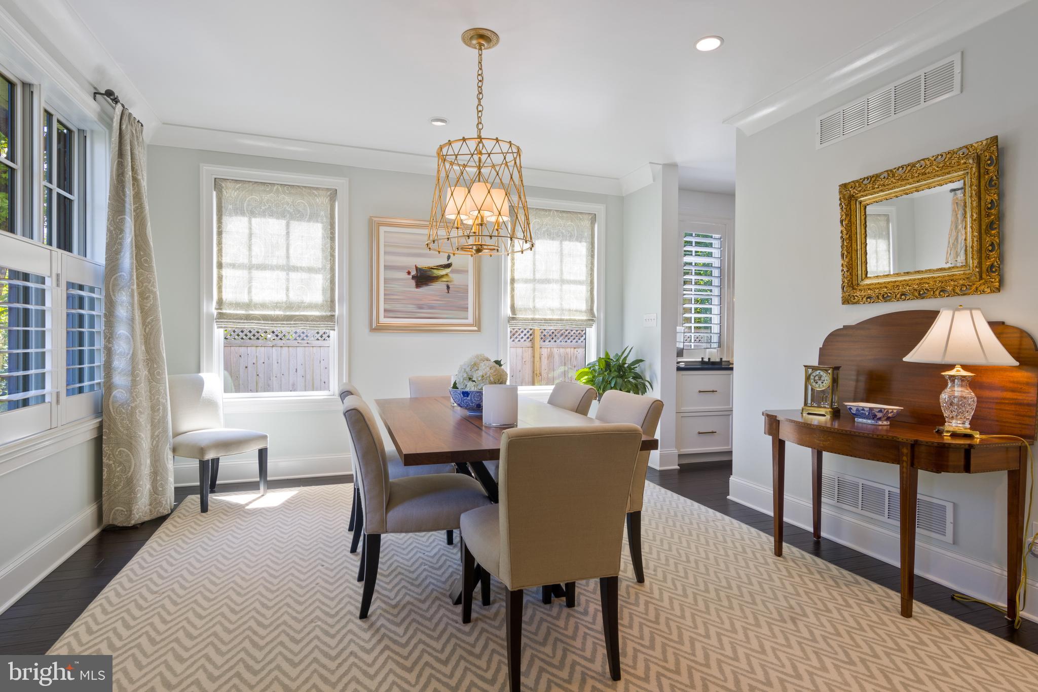 328 St Davids Road Wayne, PA 19087 - Photo 8 of 47