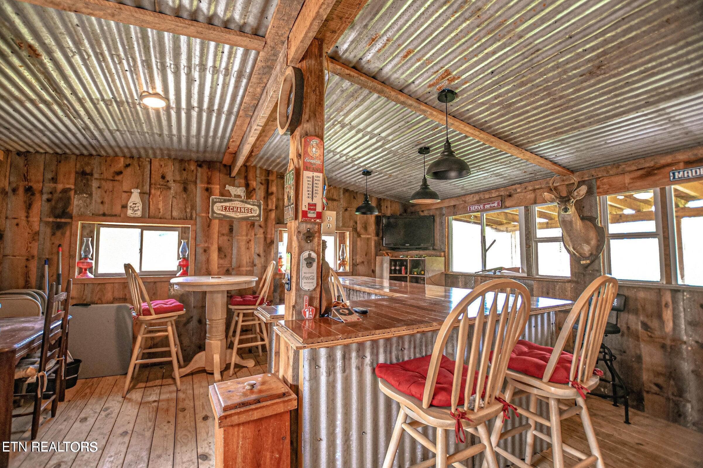 877 Queener Road Jacksboro, TN 37757 - Photo 23 of 34 20231009135257072130000000-o
