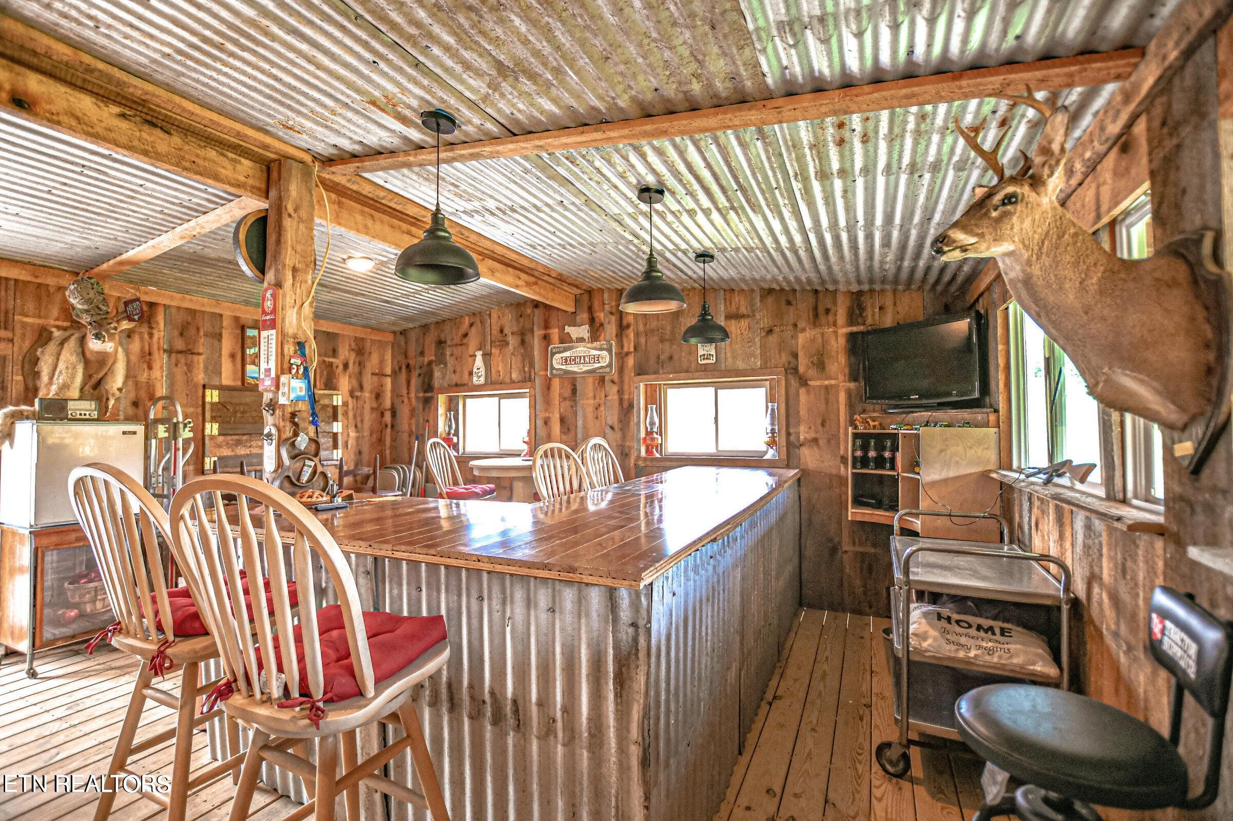 877 Queener Road Jacksboro, TN 37757 - Photo 25 of 34 20231009135314727467000000-o