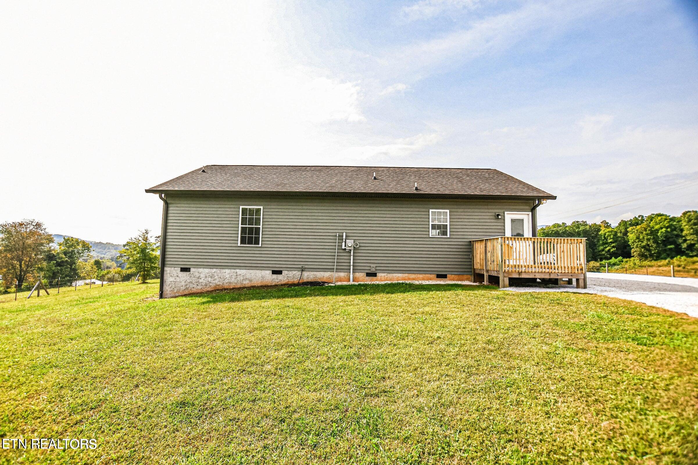 877 Queener Road Jacksboro, TN 37757 - Photo 32 of 34 20231009134821517516000000-o