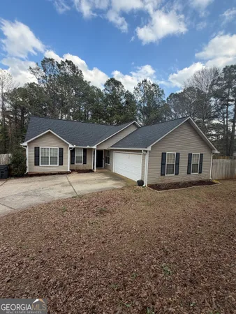 $324,900 | 20 Saddlebrook Way, Senoia, GA 30276