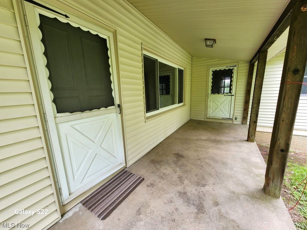 20856 Foster Road Wellington, OH 44090 - Photo 12 of 35 Gallery Image 12