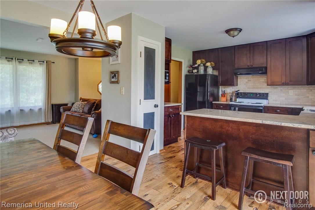 8890 Dwyer Road Howell, MI 48855 - Photo 13 of 32 DSC06350Blended.jpg