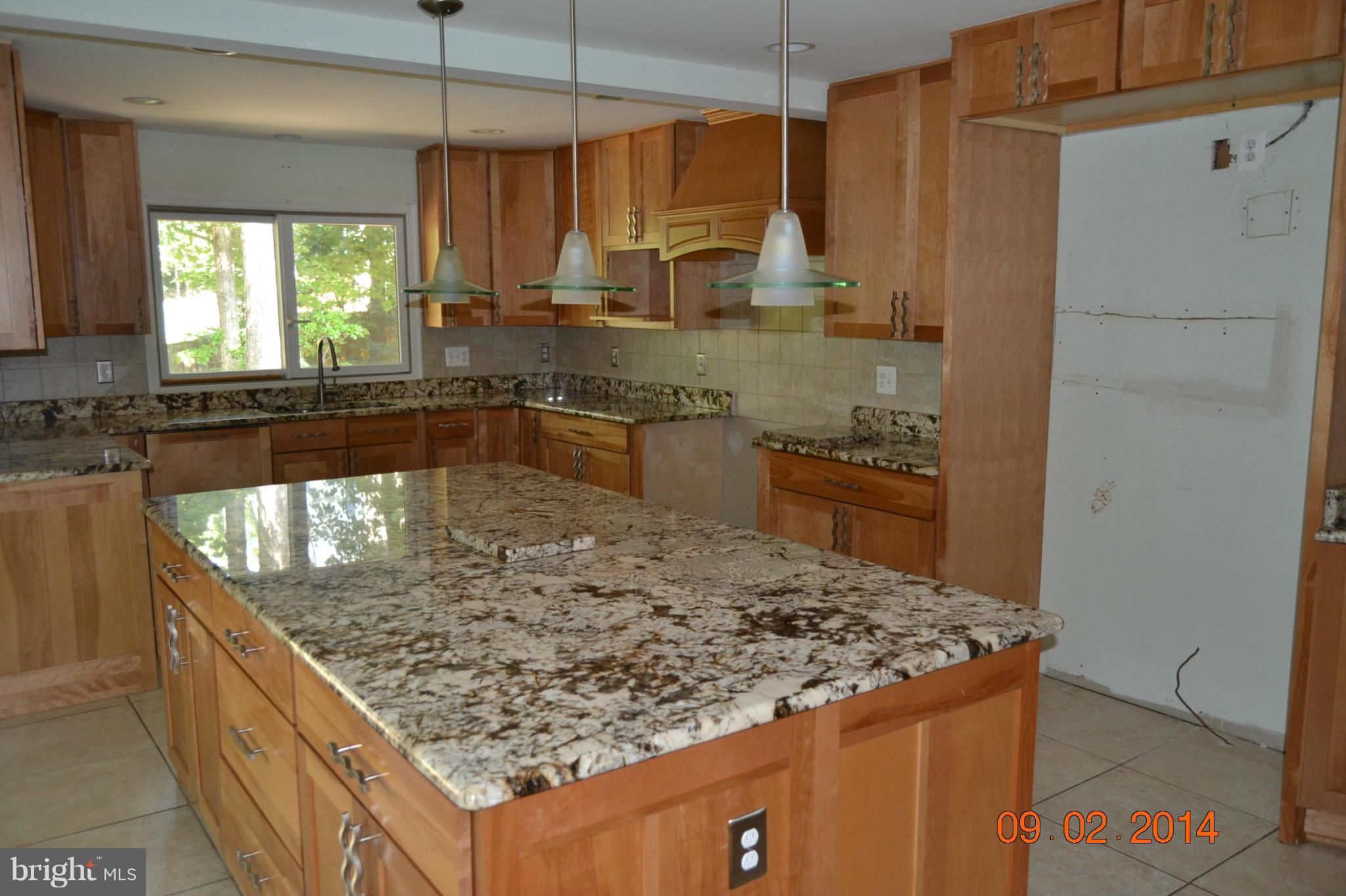8435 Rushing Creek Court Springfield, VA 22153 - Photo 11 of 30 Kitchen