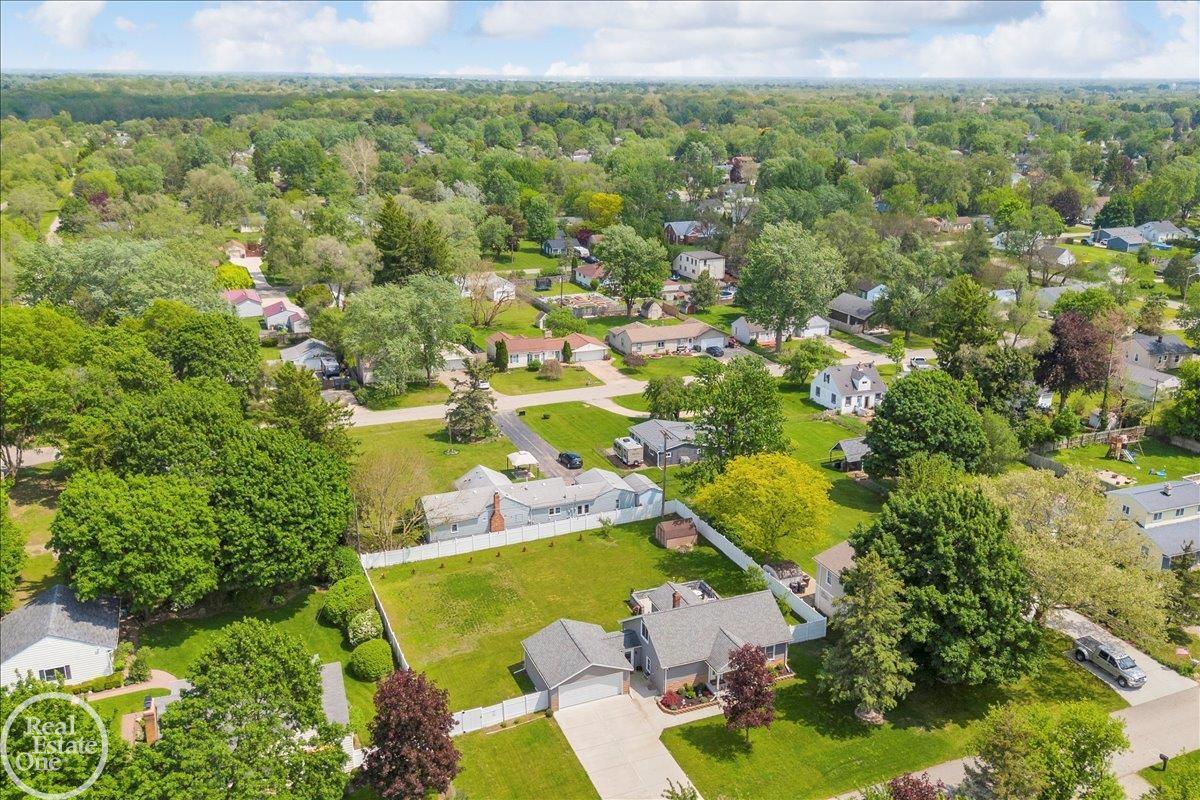 47840 Greenview Road Utica, MI 48317 - Photo 33 of 42