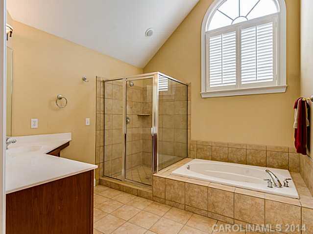 10806 Fox Hedge Road Matthews, NC 28105 - Photo 10 of 16 Gallery Image 10