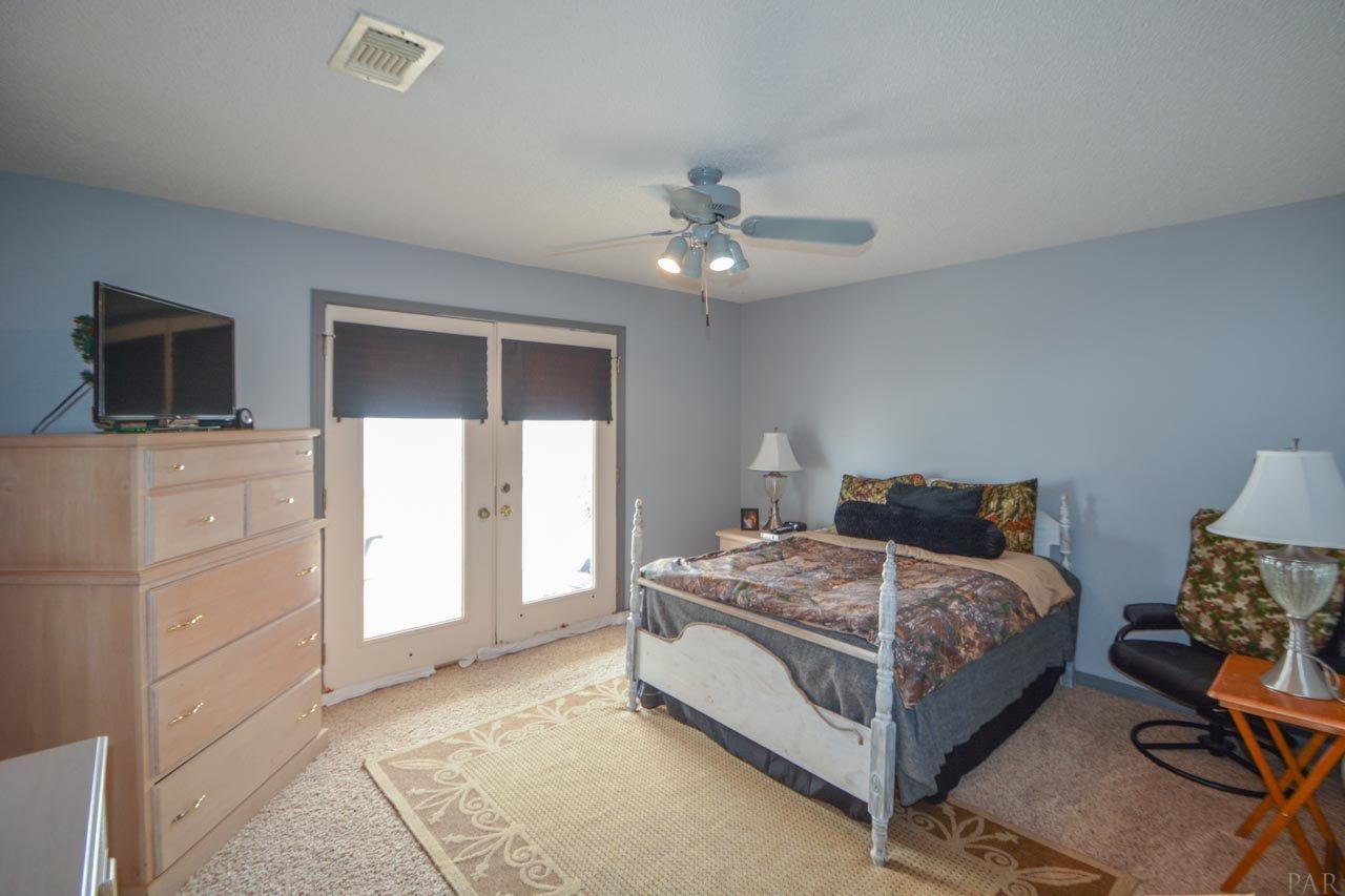 2033 Eventide Road Milton, FL 32583 - Photo 8 of 29 Gallery Image 8