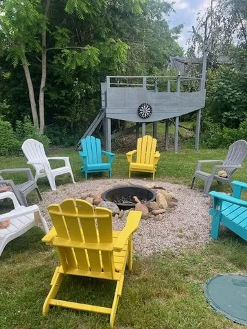 $2,300 | 36 Burnham Street, Charlestown, RI 02813