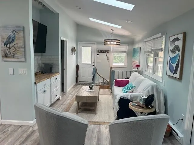 $2,300 | 36 Burnham Street, Charlestown, RI 02813