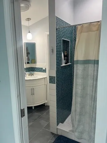 $2,300 | 36 Burnham Street, Charlestown, RI 02813