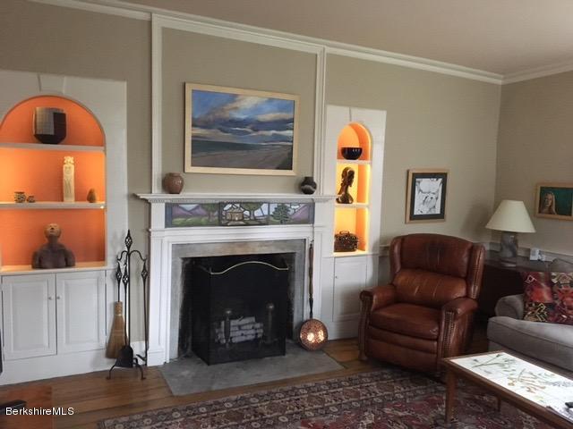 61 Hancock Road Williamstown, MA 01267 - Photo 17 of 46 Living Room