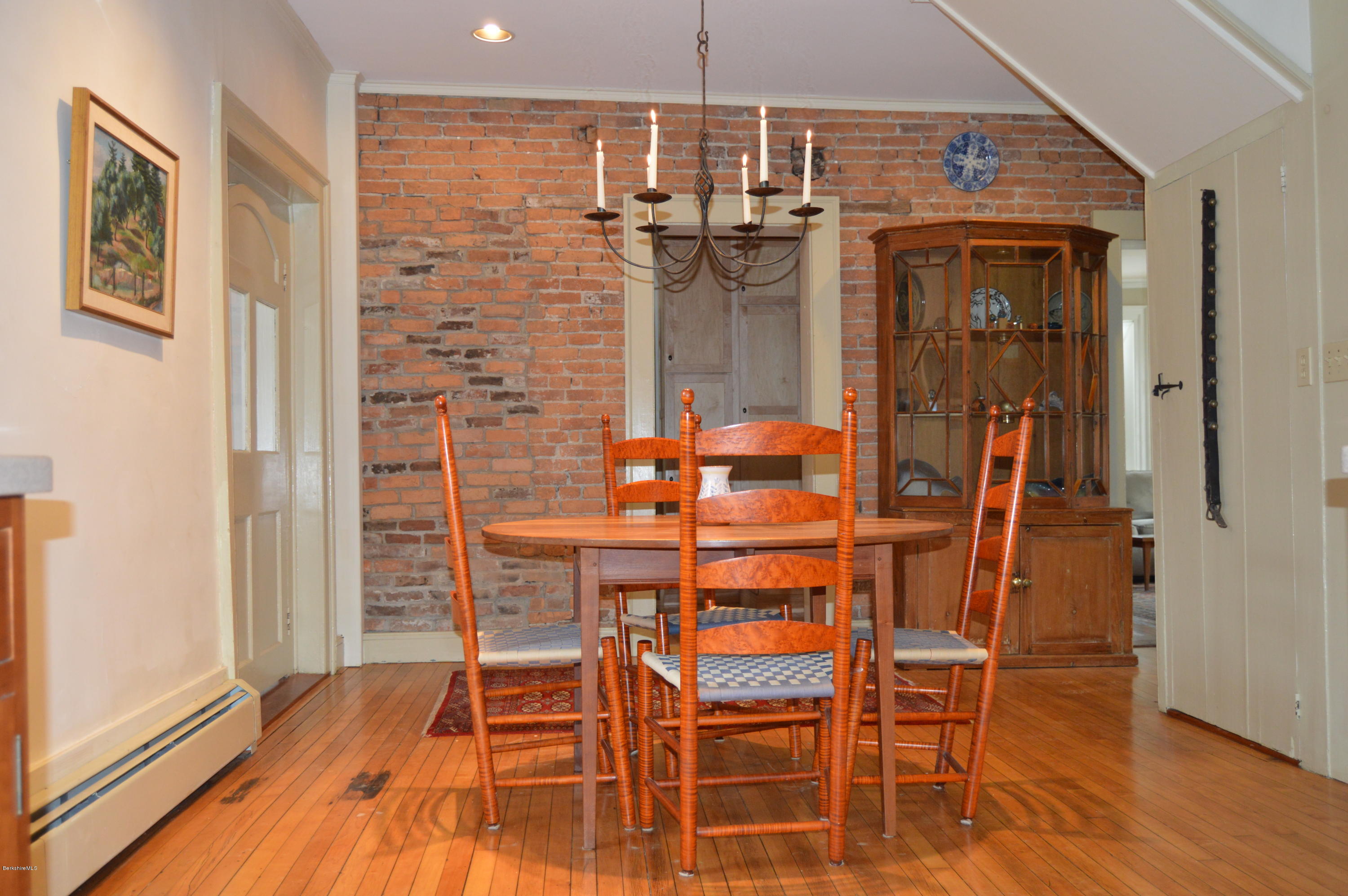 61 Hancock Road Williamstown, MA 01267 - Photo 10 of 46 Family dining