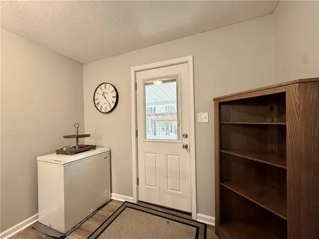 $205,000 | 17 Dauzat Lane, Pineville, LA 71360