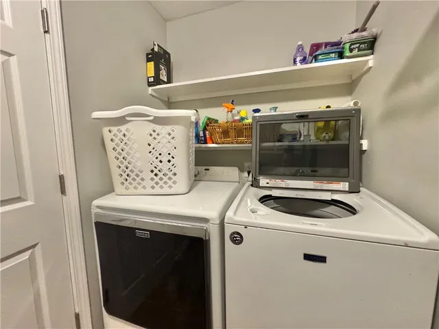 $205,000 | 17 Dauzat Lane, Pineville, LA 71360