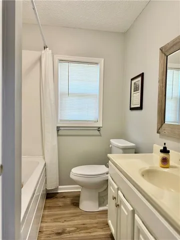 $205,000 | 17 Dauzat Lane, Pineville, LA 71360