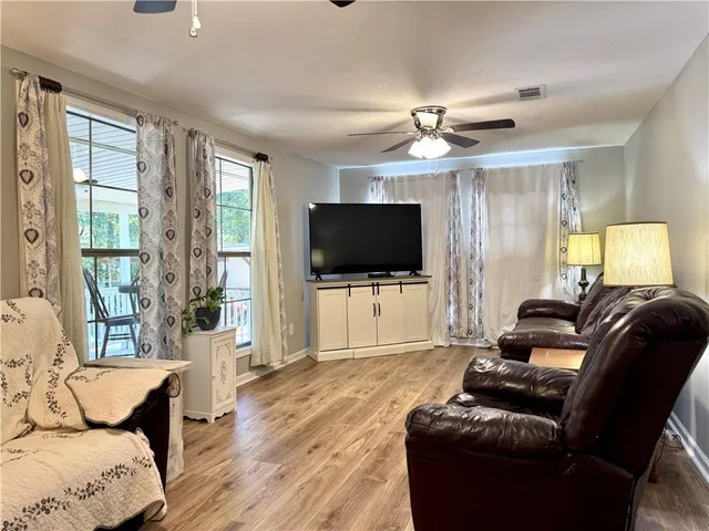 $205,000 | 17 Dauzat Lane, Pineville, LA 71360