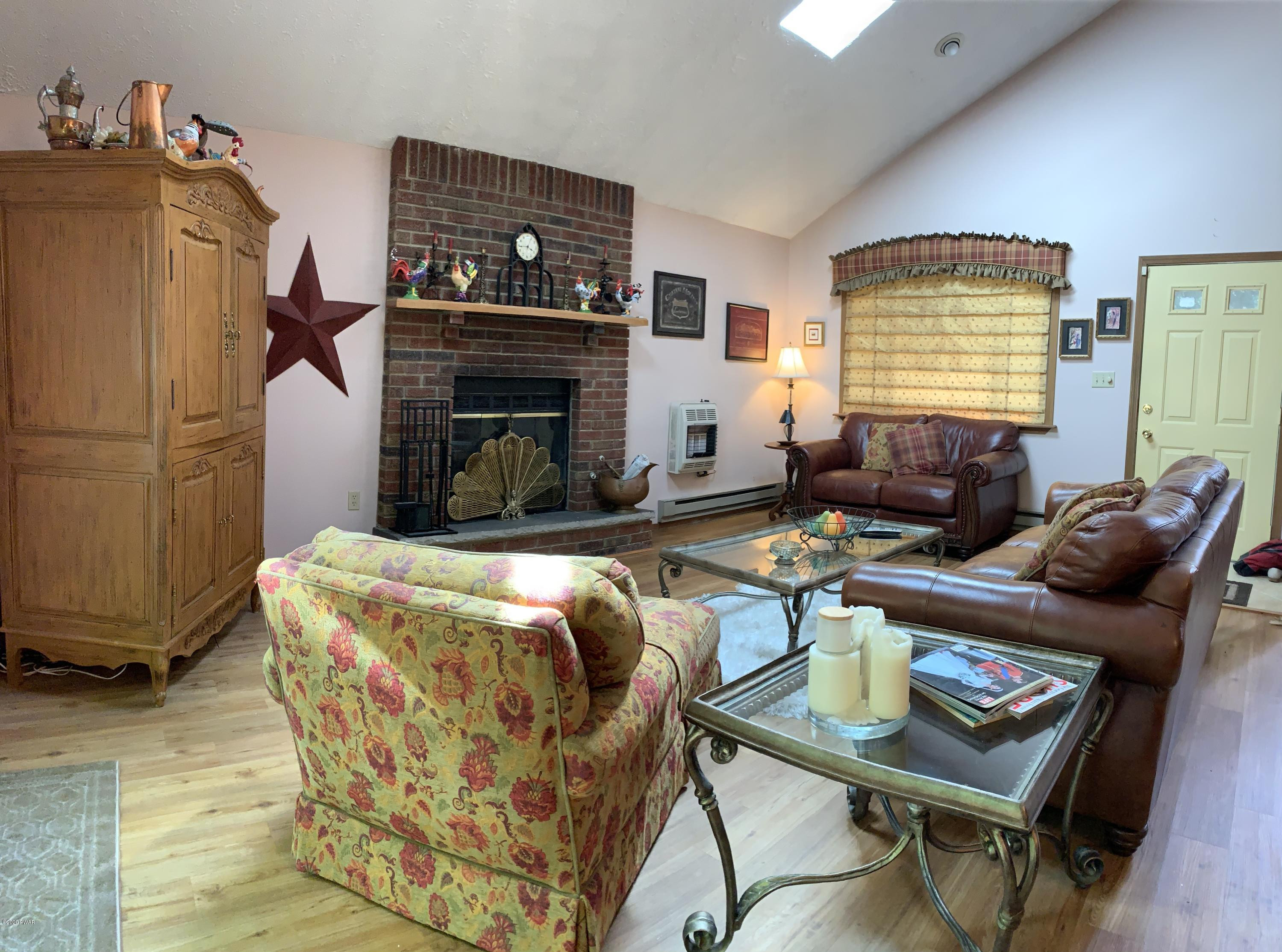 1015 Onondaga Road Gouldsboro, PA 18424 - Photo 8 of 25