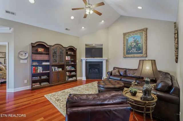 $489,900 | 7415 Napa Valley Way, Knoxville, TN 37931