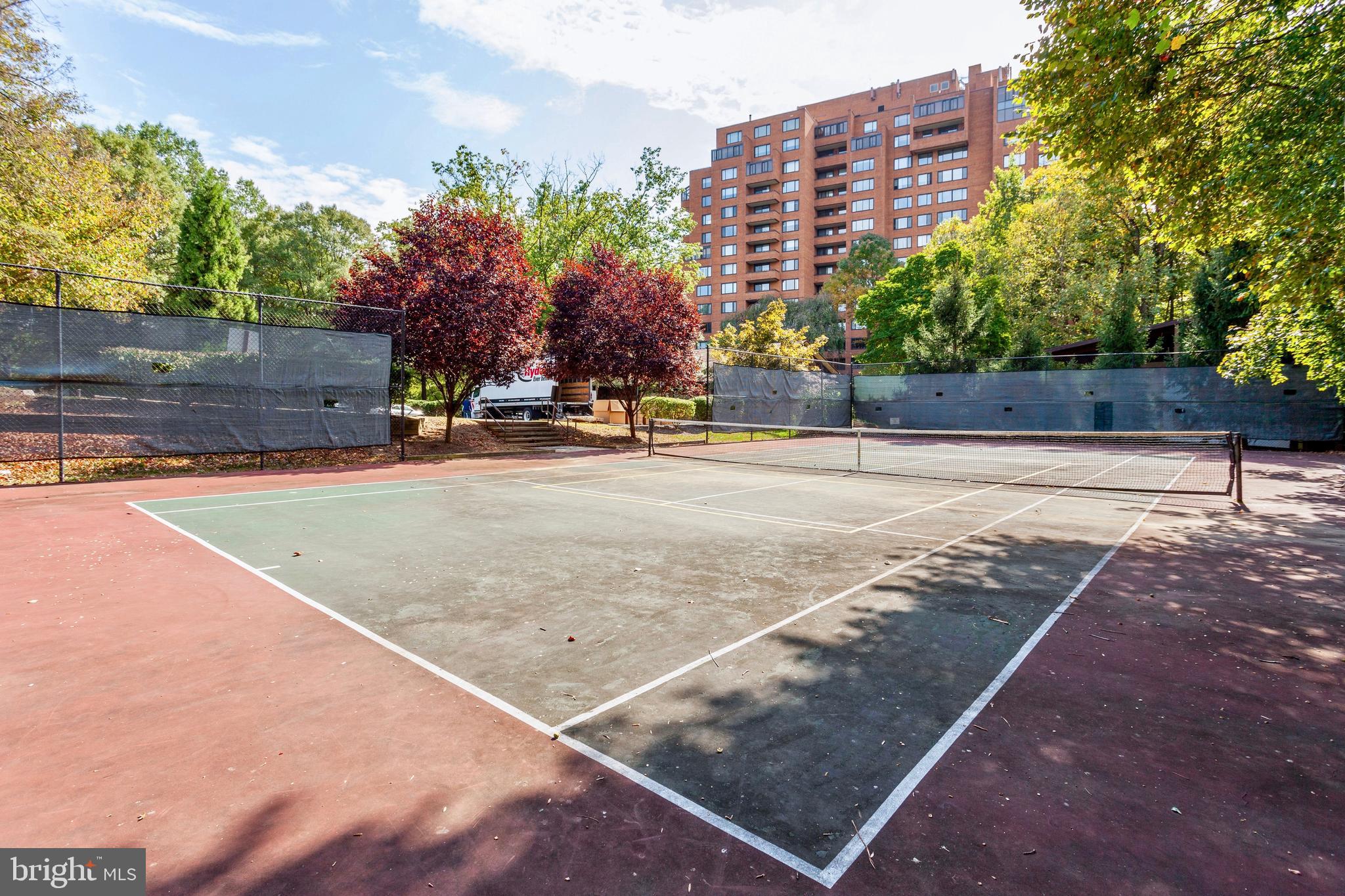 101 Cross Keys Road, Unit R101E Baltimore, MD 21210 - Photo 39 of 46 Community Tennis Courts