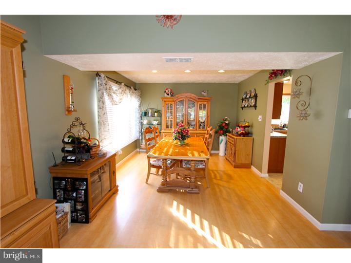 41 Merion Road Marlton, NJ 08053 - Photo 4 of 25 Dining Room