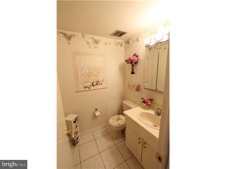 41 Merion Road Marlton, NJ 08053 - Photo 10 of 25 Half Bath