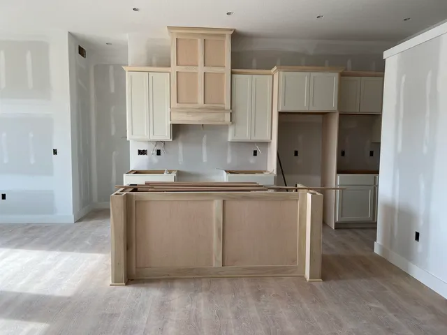 $324,180 | 1123 Hazel Lane, Goddard, KS 67052