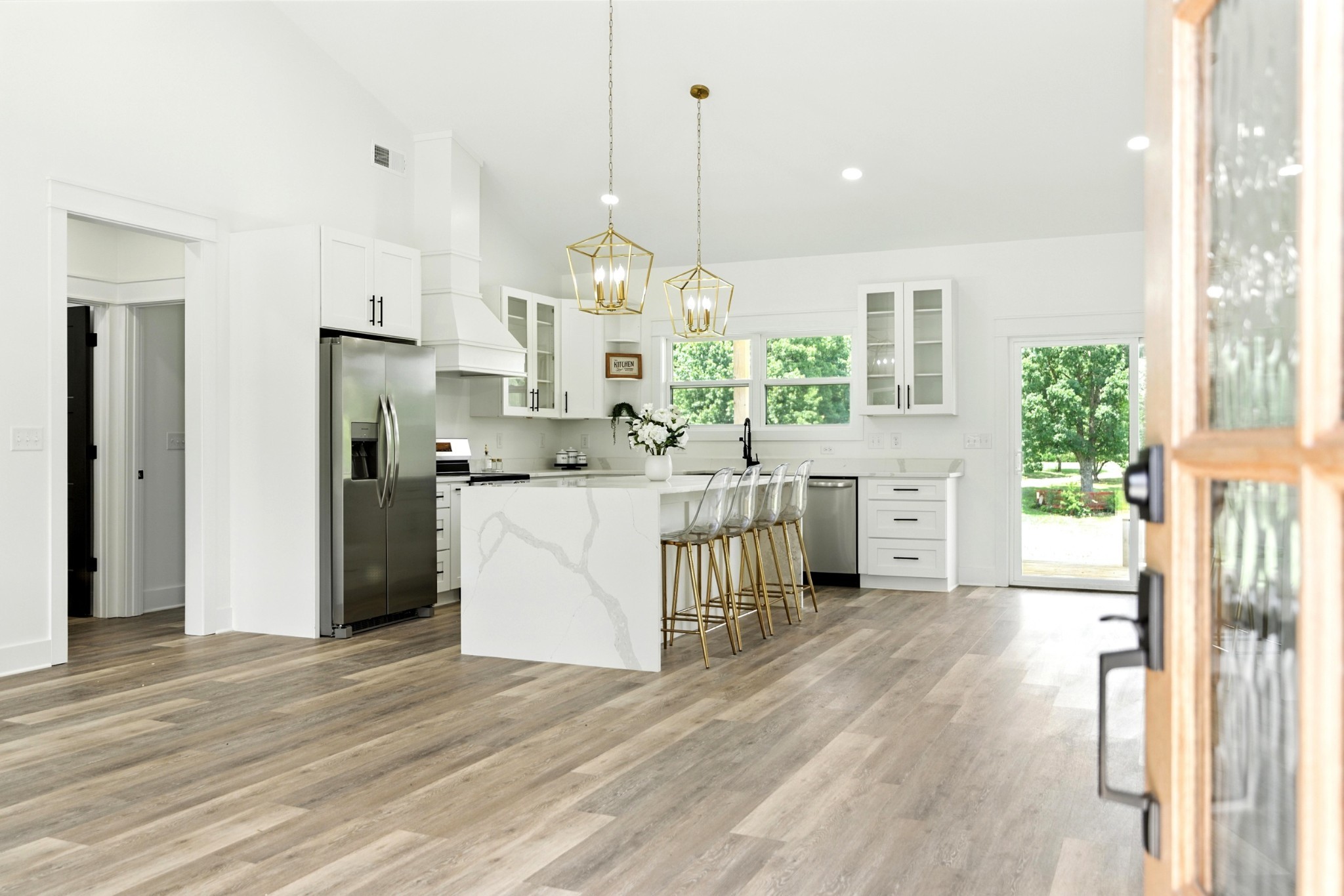 607 Collier Bend Road Charlotte, TN 37036 - Photo 12 of 40