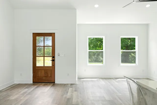 $449,900 | 607 Collier Bend Road, Charlotte, TN 37036