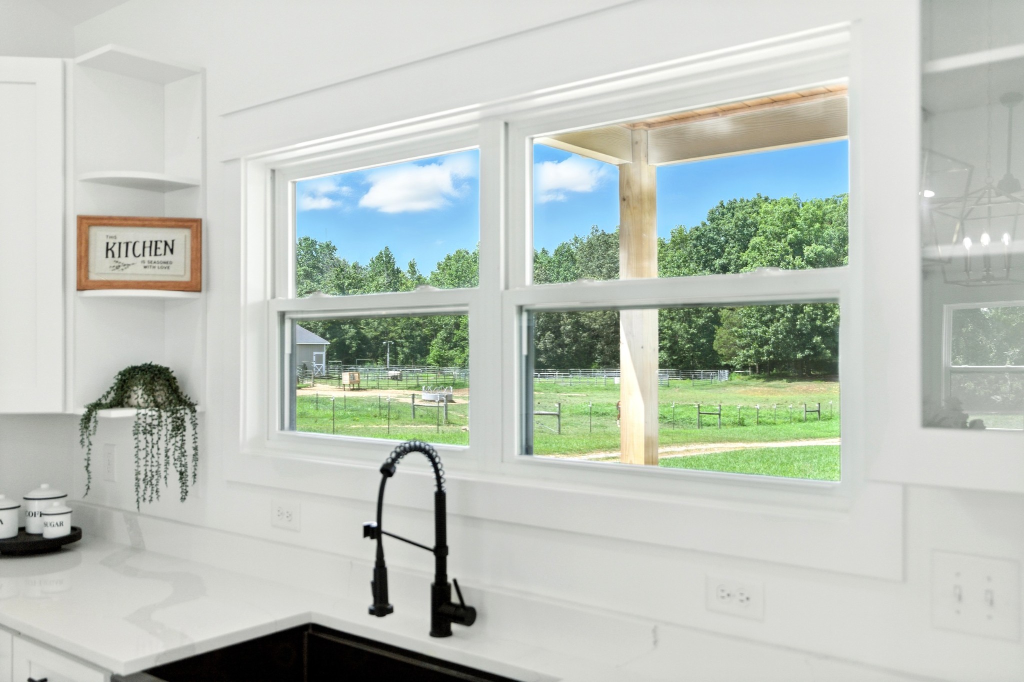 607 Collier Bend Road Charlotte, TN 37036 - Photo 25 of 40